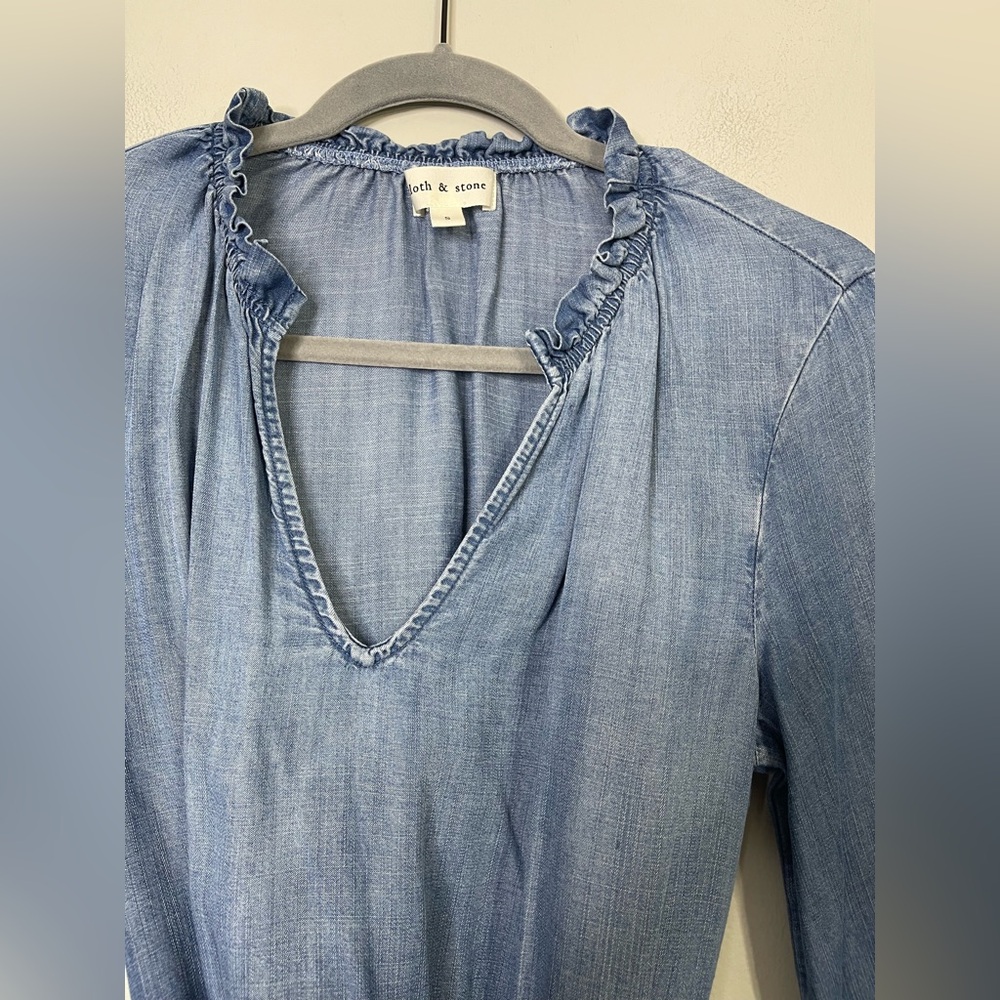 Cloth & Stone NWOT Anthropologie Chambray Tencel Ruffle Neck Mini Dress SZ S - Picture 5 of 12